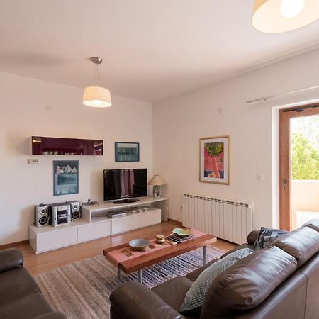 Apartment Anna พูลา ภายนอก รูปภาพ