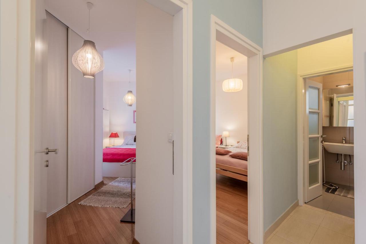 Apartment Anna พูลา ภายนอก รูปภาพ