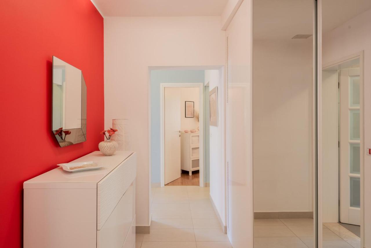 Apartment Anna พูลา ภายนอก รูปภาพ